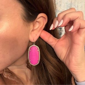 Kendra Scott- Hot pink- Elle earrings